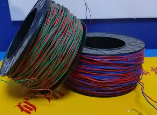 同安放炮线的主要材质有哪些？不同材质的适用场景有何区别？